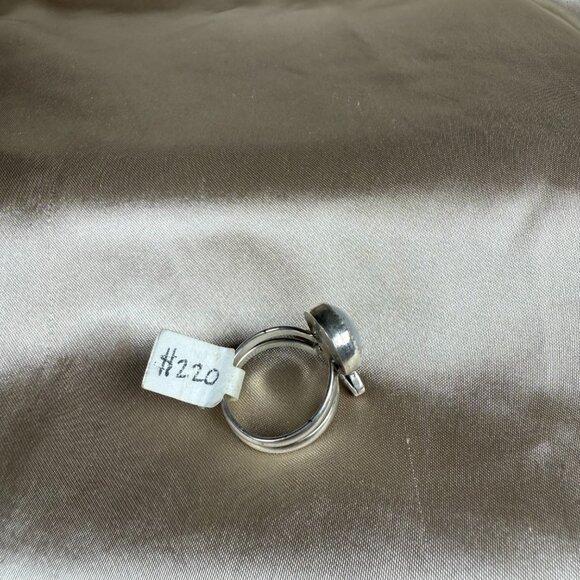 Handmade Silver Rainbow Moonstone and Saturn Planet Design Ring Jewelry Size 8 - Picture 4 of 5